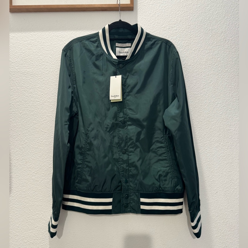 NWT Goodfellow rain resistant jacket in forest green